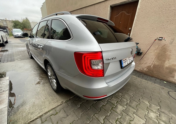 Skoda Superb cena 39990 przebieg: 271085, rok produkcji 2014 z Poniatowa małe 37